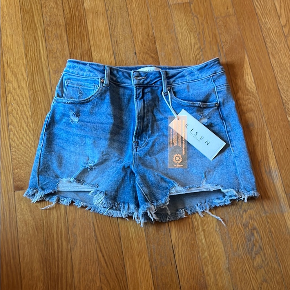 Risen | NWT | Medium Wash Distressed Denim Shorts | size XL